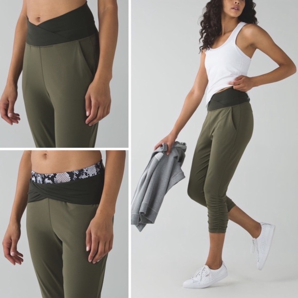 RARE Lululemon Sunset Salutation Crop Sz 12 - Picture 3 of 10